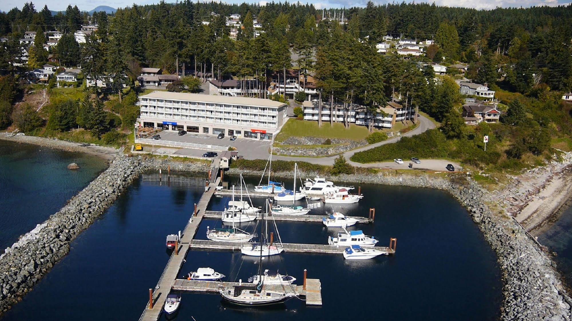 Beach Gardens Resort And Marina Powell River Luaran gambar