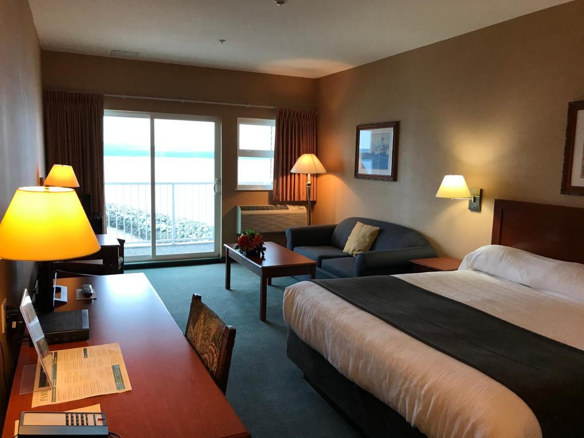 Beach Gardens Resort And Marina Powell River Luaran gambar